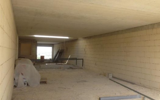 Showroom à Zebbug