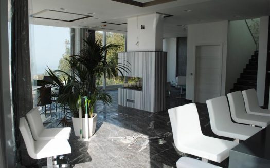 Villa mitoyenne à Madliena
