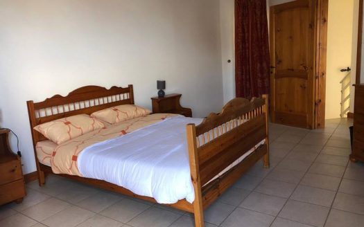 Duplex Appartement avec terrasse à Ta`L-ibrag