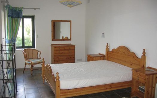 Maison de plain pied à Madliena