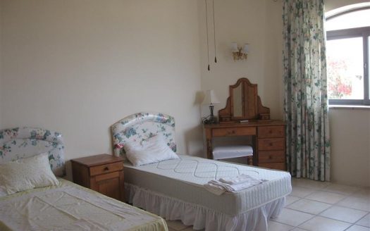 Villa mitoyenne à High Ridge