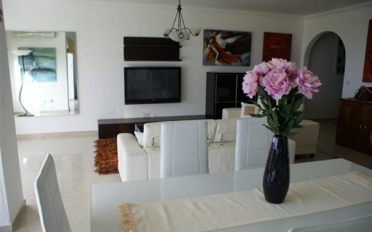 Appartement à Madliena