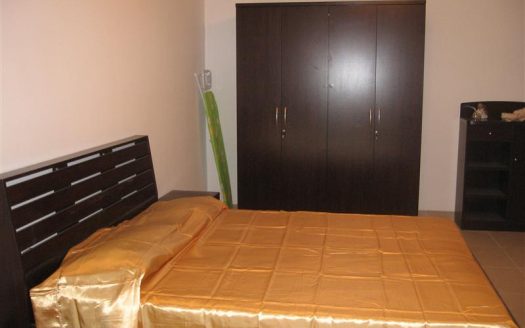 Maisonette sur un niveau à Madliena