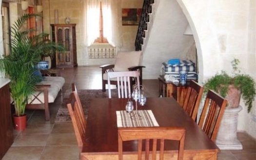 Maison de caractère à Gozo Ghajnsielem