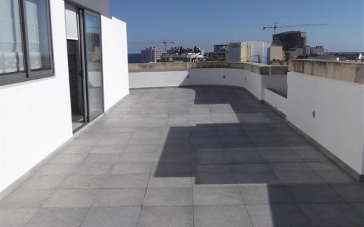 Appartement avec terrasse à Swieqi