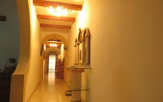 Maisonette sur un niveau à Bidnija