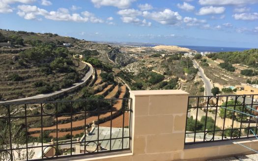 Appartement avec terrasse à Madliena