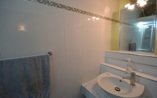 Maisonette sur un niveau à La Valette