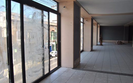 Showroom à Hamrun