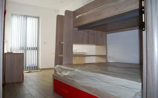 Appartement à Mensija
