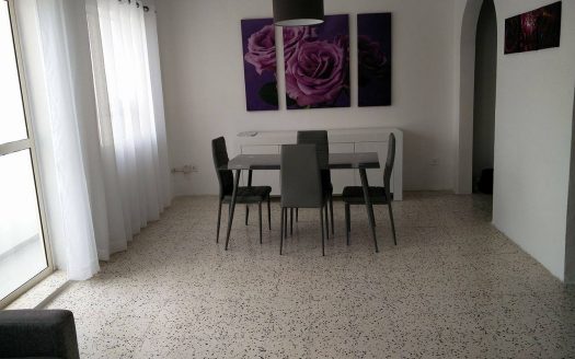 Maisonette sur un niveau à Qawra