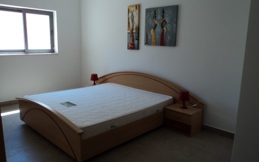 Maisonette sur un niveau à Luqa
