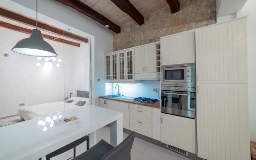 Maisonette sur un niveau à La Valette