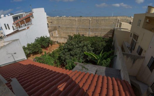 Maisons contemporaines à Mgarr