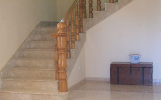 Villa mitoyenne à Madliena