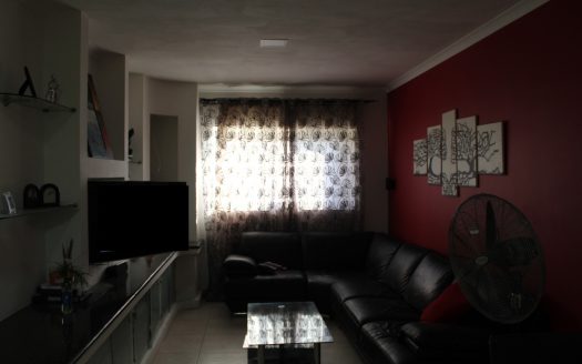 Maisonette sur un niveau à L-Iklin