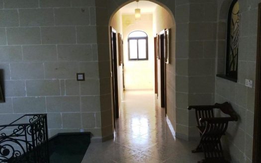 Maisons contemporaines à Gozo Ir-Rabat
