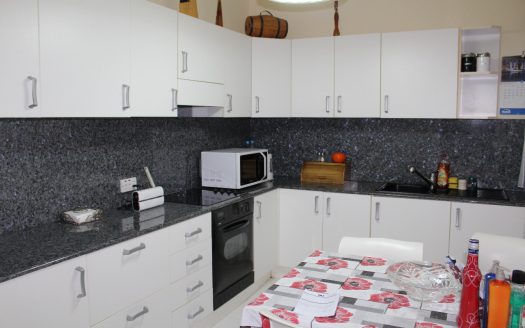 Maisonette sur un niveau à Swatar