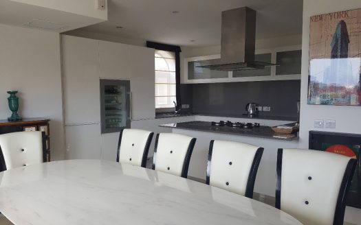 Appartement avec terrasse à Madliena