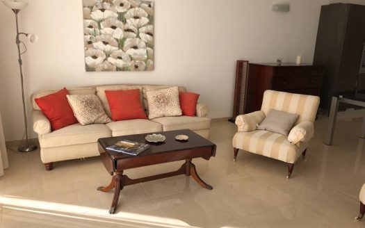 Appartement à Xemxija
