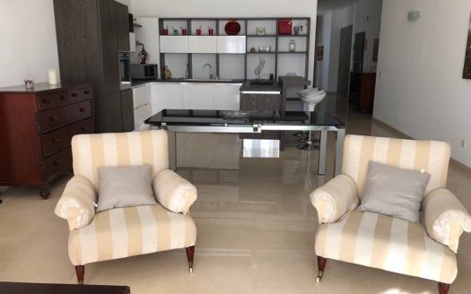 Appartement à Xemxija