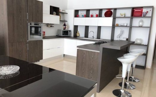 Appartement à Xemxija
