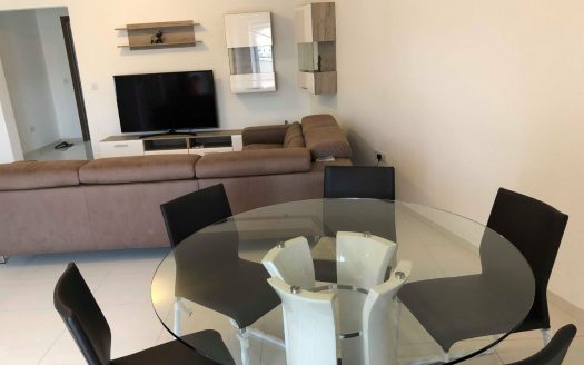 Appartement avec terrasse à Swieqi