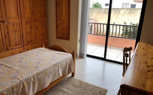 Villa mitoyenne à Madliena