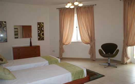 Maisonette sur un niveau à St Julians