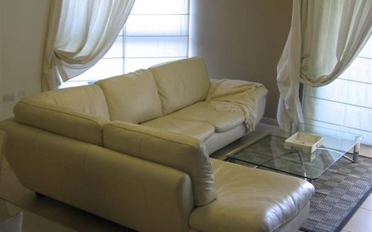 Maisonette sur un niveau à Xemxija