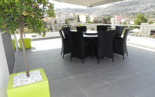 Maisonette sur un niveau à Bahar ic-Caghaq