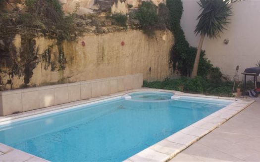 Villa mitoyenne à The Village