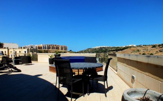 Appartement avec terrasse à Xemxija