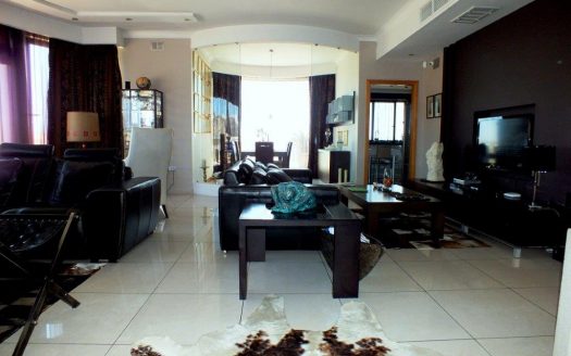 Appartement avec terrasse à Xemxija