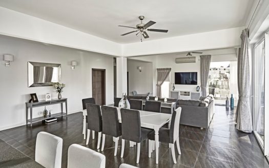 Maisonette sur un niveau à Gozo Xlendi