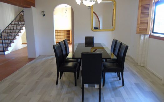 Villa indépendante à Madliena