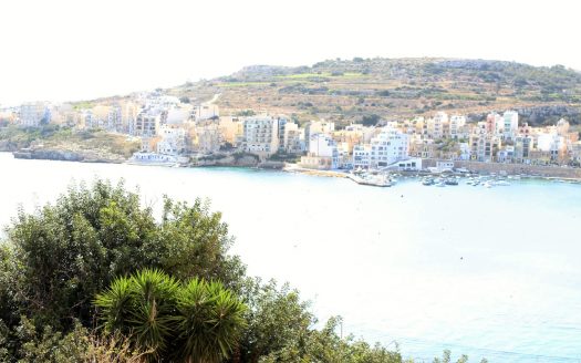 Maisonette sur un niveau à Xemxija