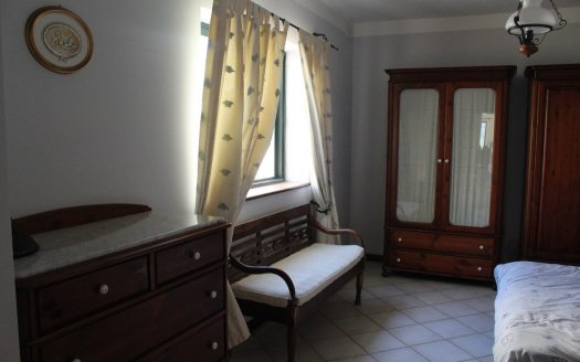 Maisonette sur un niveau à Xemxija