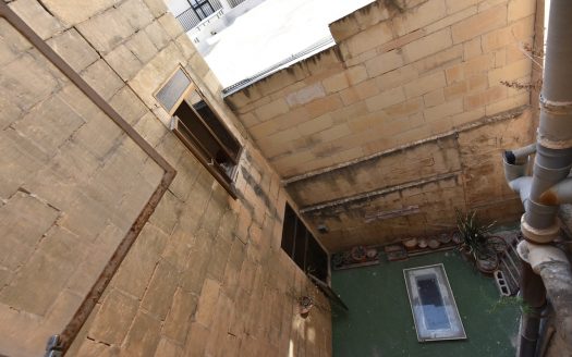Maisonette sur un niveau à Floriana