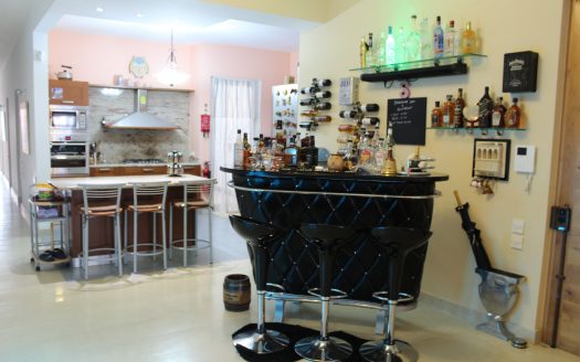 Maisonette sur un niveau à Xemxija