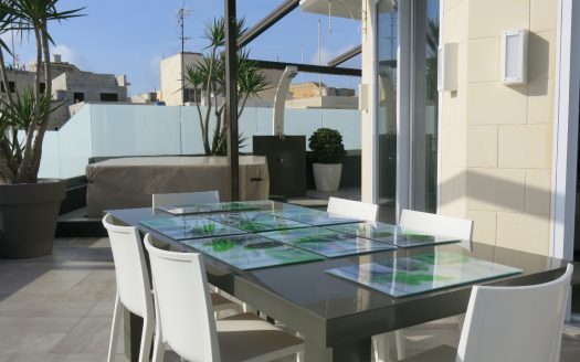 Appartement avec terrasse à Marsaxlokk