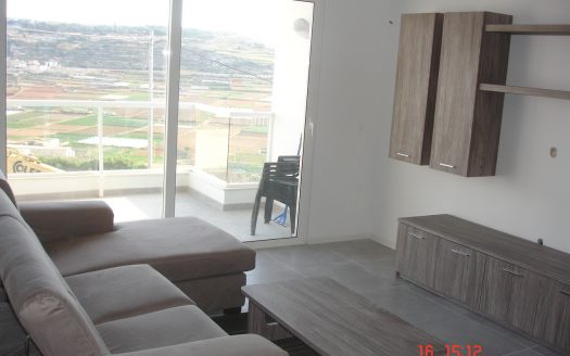 Maisonette sur un niveau à Manikata