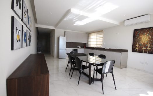 Appartement avec terrasse à Xemxija