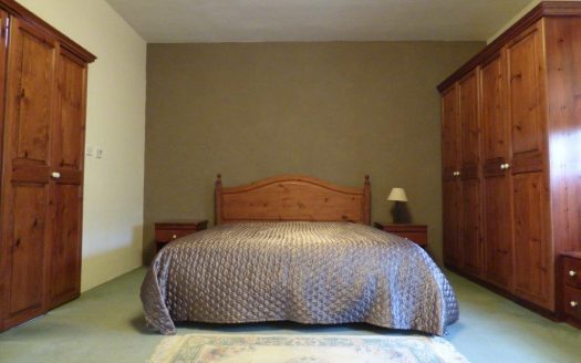 Maisonette sur un niveau à Madliena
