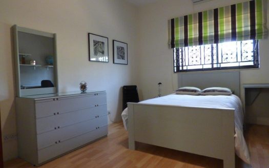 Maisonette sur un niveau à Madliena