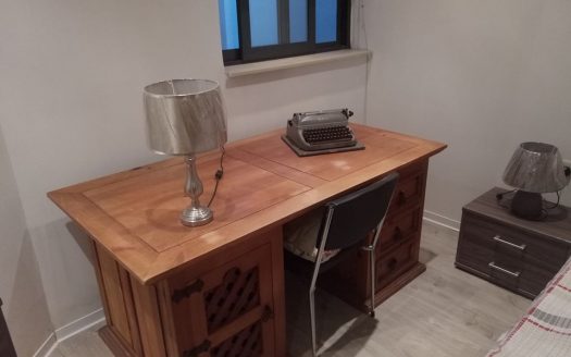 Appartement à Mensija