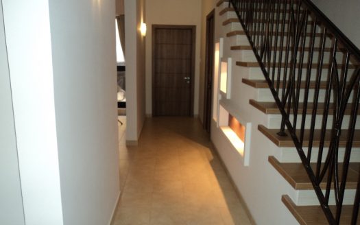 Maisonette sur un niveau à Luqa