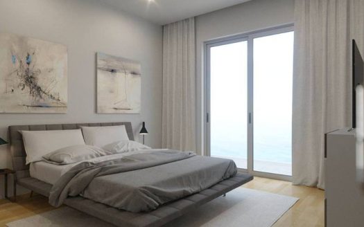 Maisonette sur un niveau à L-Iklin