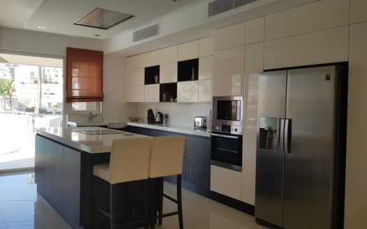 Maisonette sur un niveau à Swieqi