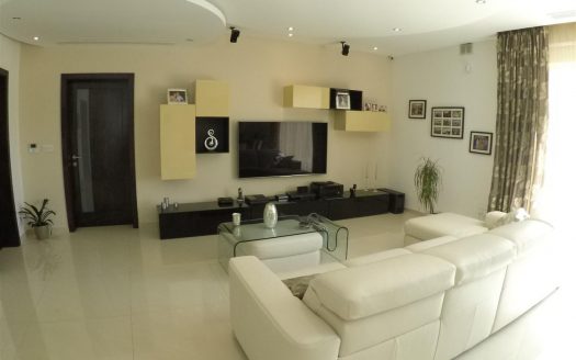 Maisonette sur un niveau à Swieqi